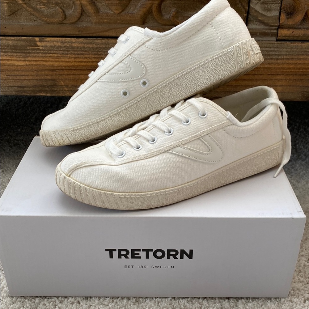 Tretorn womens White Sneakers